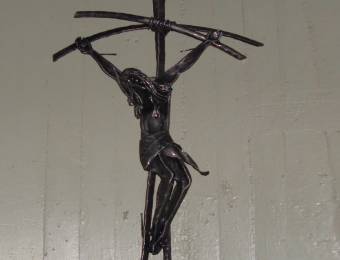 crucifix-en-fer-forgé