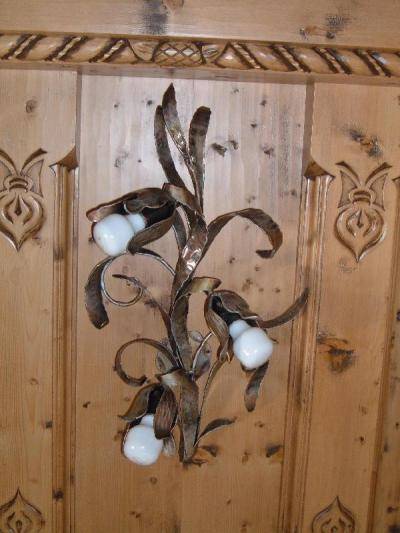 Appliques artisanales en fer