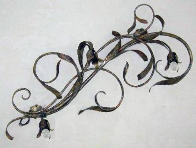 Branche florale à  trois bras
