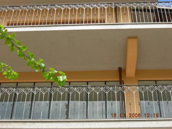 Garde-corps de balcons en fer forgé pour immeuble