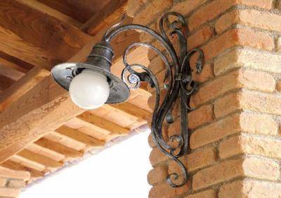 Lampadaire en fer forgé