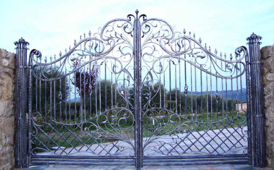 Portail-en-fer-forgé