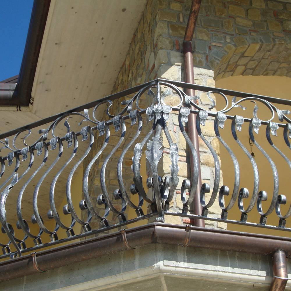 Rampe en fer martelé Gardecorps pour terrasse d'extérieur pag. 2
